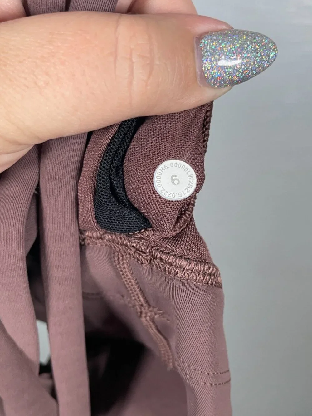 Lululemon Women 6 Mauve Pink Energy Bra High Neck Long Line Athleisure Workout